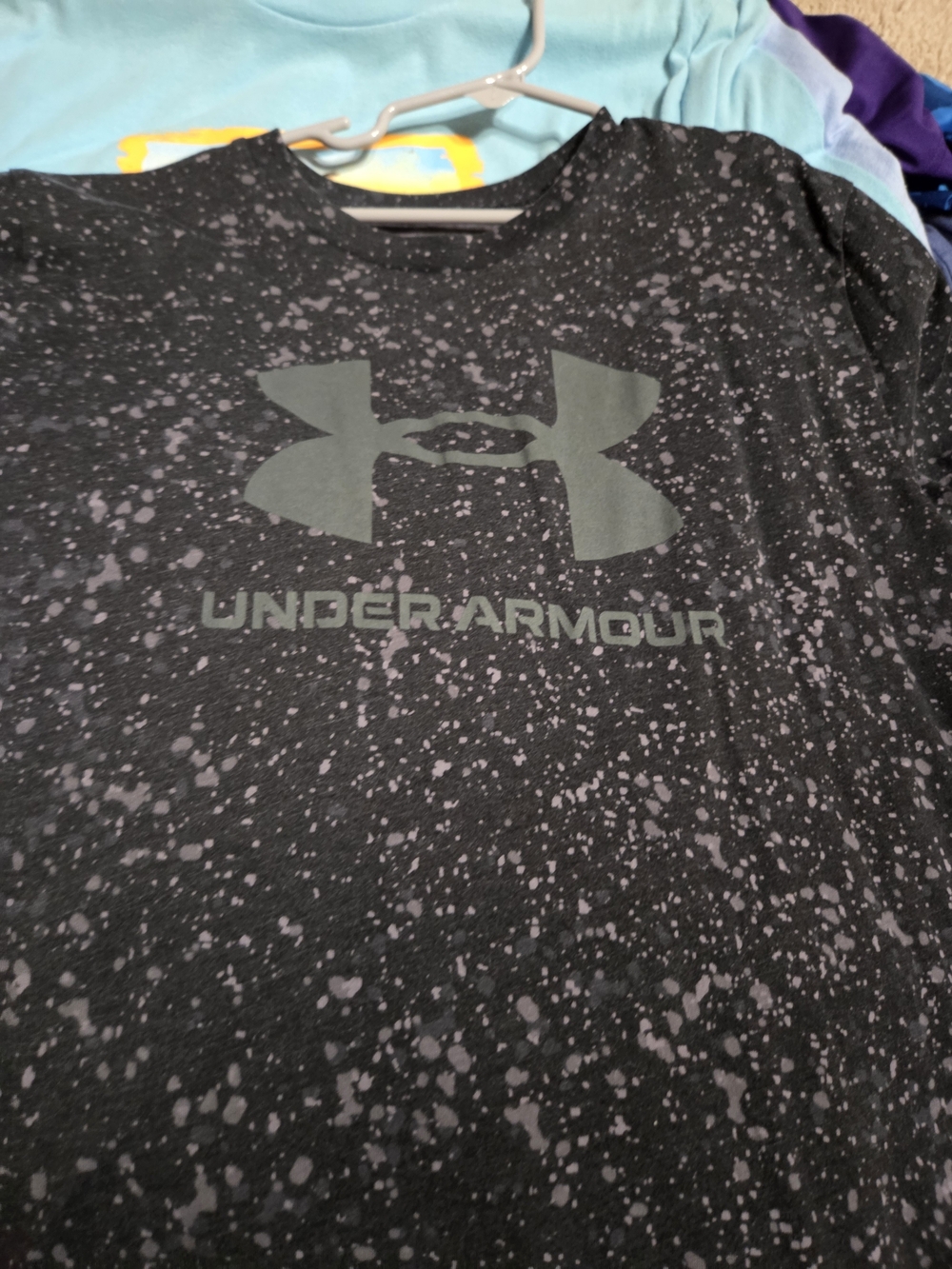 Under Armour Black Speckled Logo Tee with Gray Logo